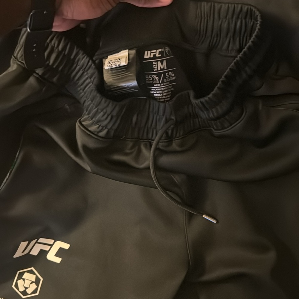 Authentic Ufc Ultimate Fighting Championship Walk… - image 2